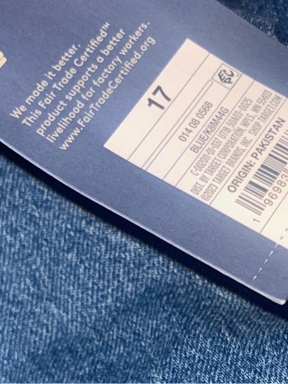Universal Thread Classic Blue Denim Raw hem Jeans Size 17R NWT - Picture 8 of 10